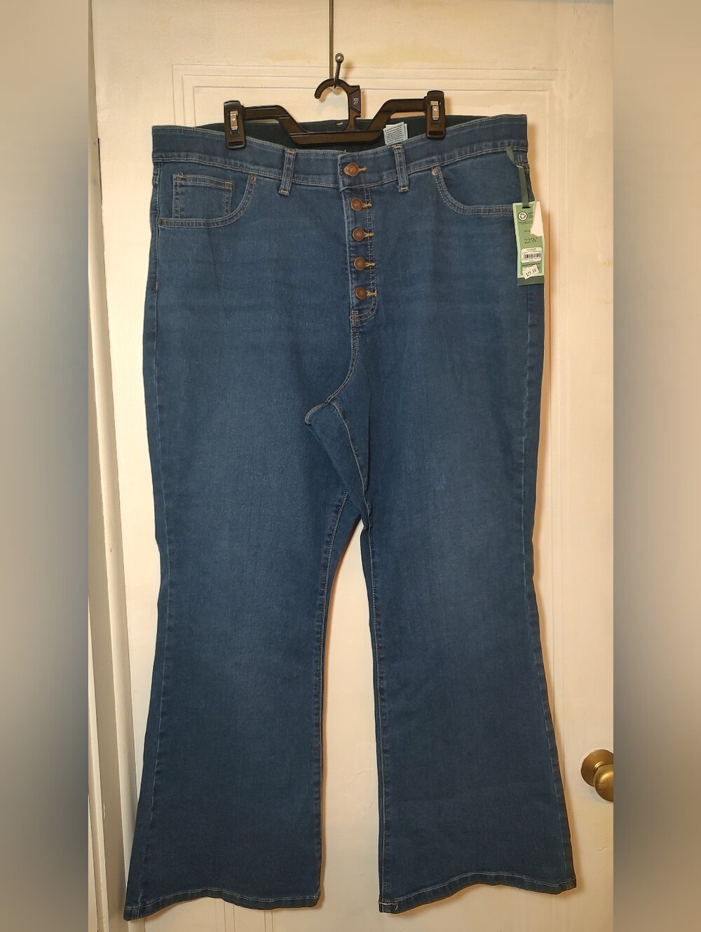 Terra & Sky Women's Size 22W Flare Leg Jeans Sloane Wash